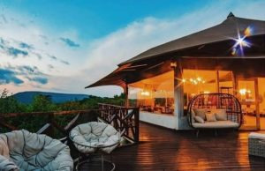 Emayian Luxury Camp