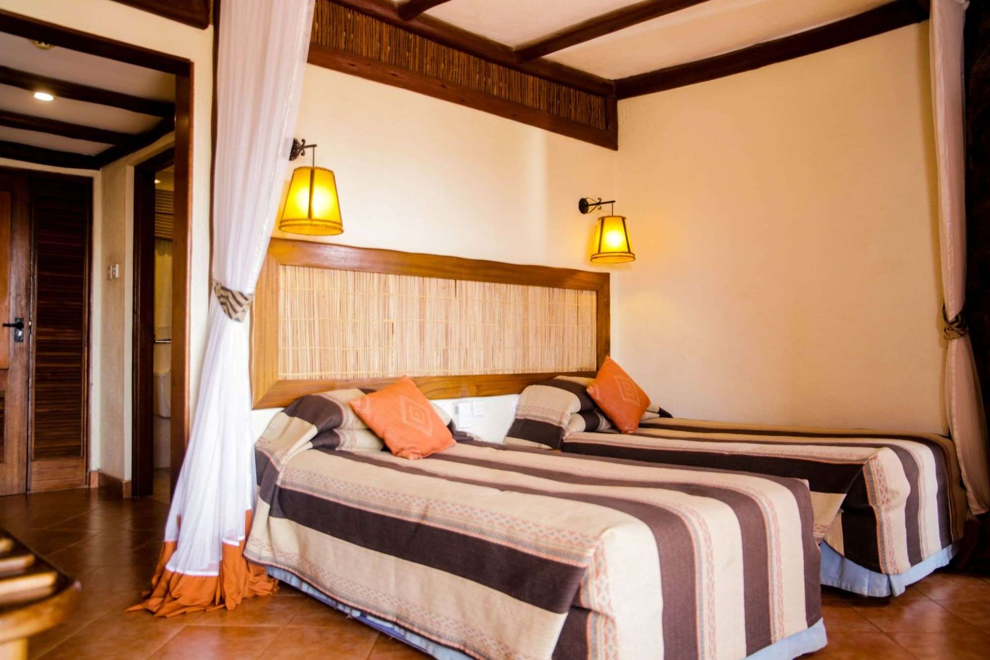 Kilaguni Serena Safari Lodge - photo 3